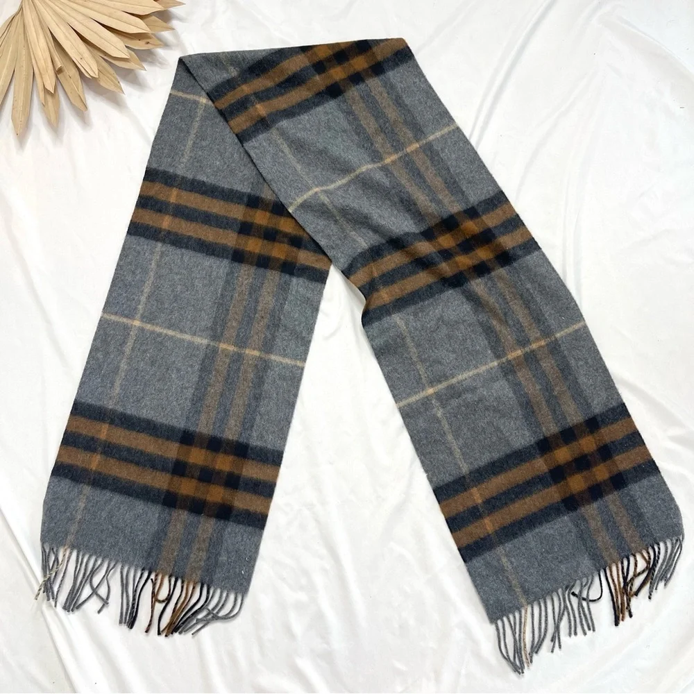 Burberry 100% Cashmere Grey Blue Plaid Nova Check Scotland Stripe Fringe Scarf